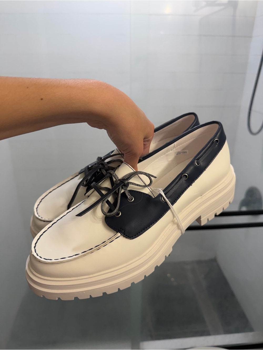 NWT American Eagle Outfitters Two-Tone Chunky Boat Sneakers - White and Navy